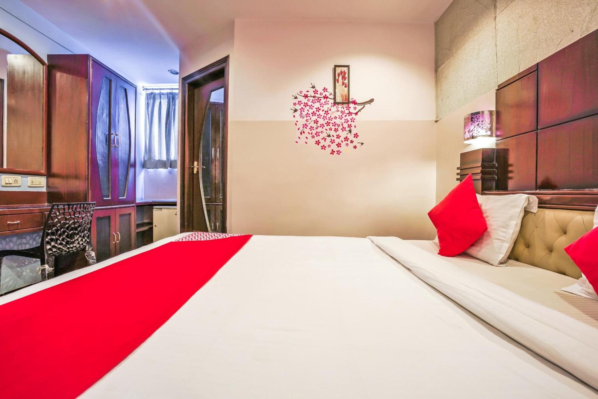 Hanvi Inn Hyderabad Esterno foto