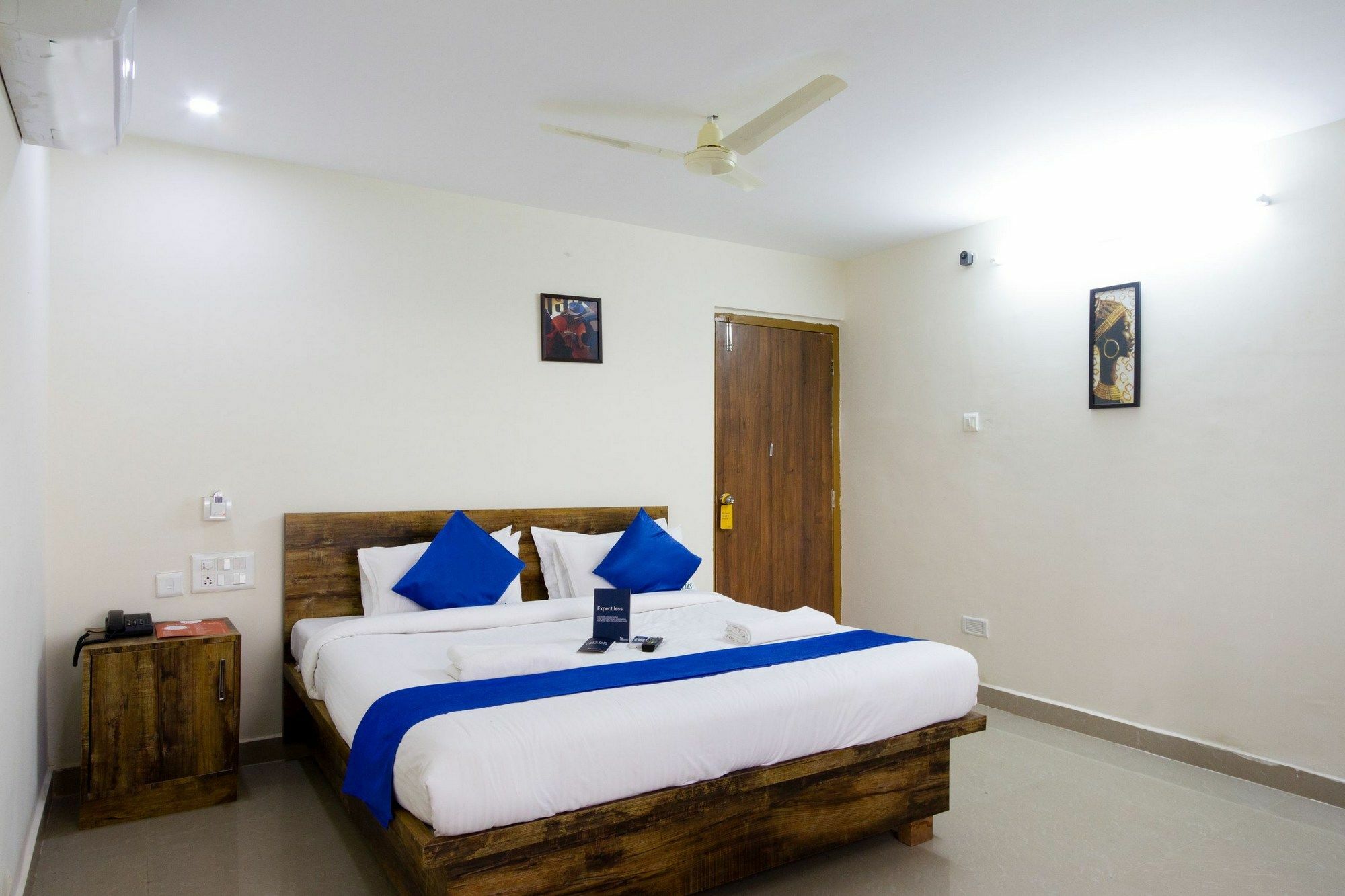 Hanvi Inn Hyderabad Esterno foto